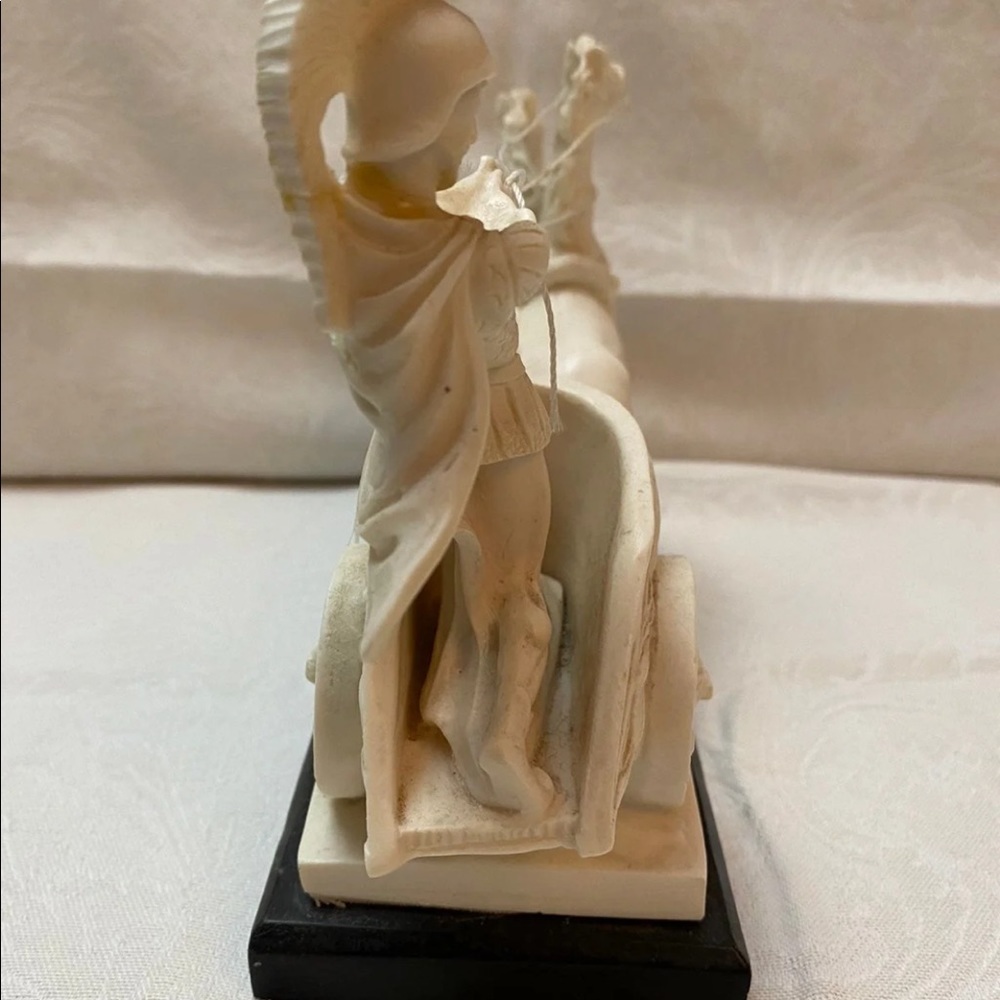 Statue from Tuscany - Picture 8 of 12